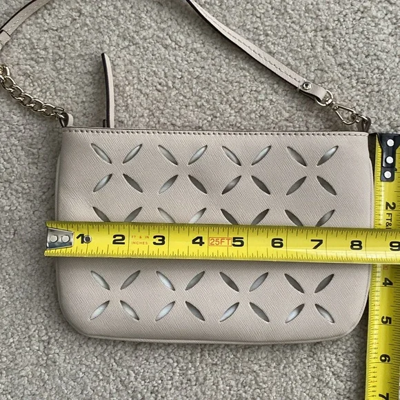 Wristlet - Picture 8 of 9